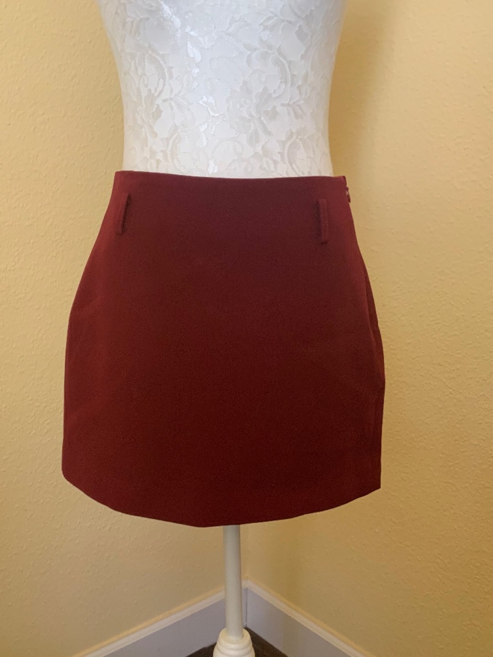 Commense Mini Skirt (NWT)  in Maroon/Fall/Basic